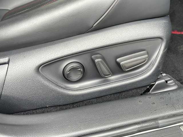 トヨタ クラウン ハイブリッド RS リミテッド 愛知県 2020(令2)年 3.8万km ホワイトパールクリスタルシャイン 衝突被害軽減ブレーキ/純正8インチディスプレイオーディオ（ナビあり）/サンルーフ/全方位カメラ/レーダークルーズコントロール/シートヒーター/エアーシート/フルセグTV/CD/Bluetooth/パワーシート/ヘッドアップディスプレイ/コーナーセンサー/純正アルミホイール/ETC2.0/ブラインドスポットモニター/LEDヘッドライト/ステアリングヒーター/オートマチックハイビーム/ドライブレコーダー/ステアリングスイッチ/スマートキー/プッシュスタート