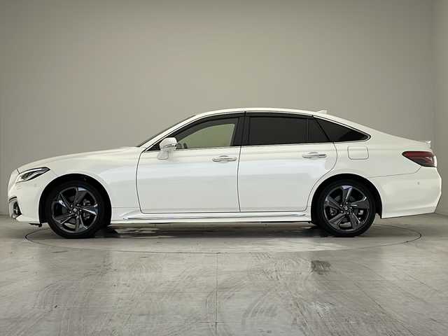 トヨタ クラウン ハイブリッド RS リミテッド 愛知県 2020(令2)年 3.8万km ホワイトパールクリスタルシャイン 衝突被害軽減ブレーキ/純正8インチディスプレイオーディオ（ナビあり）/サンルーフ/全方位カメラ/レーダークルーズコントロール/シートヒーター/エアーシート/フルセグTV/CD/Bluetooth/パワーシート/ヘッドアップディスプレイ/コーナーセンサー/純正アルミホイール/ETC2.0/ブラインドスポットモニター/LEDヘッドライト/ステアリングヒーター/オートマチックハイビーム/ドライブレコーダー/ステアリングスイッチ/スマートキー/プッシュスタート