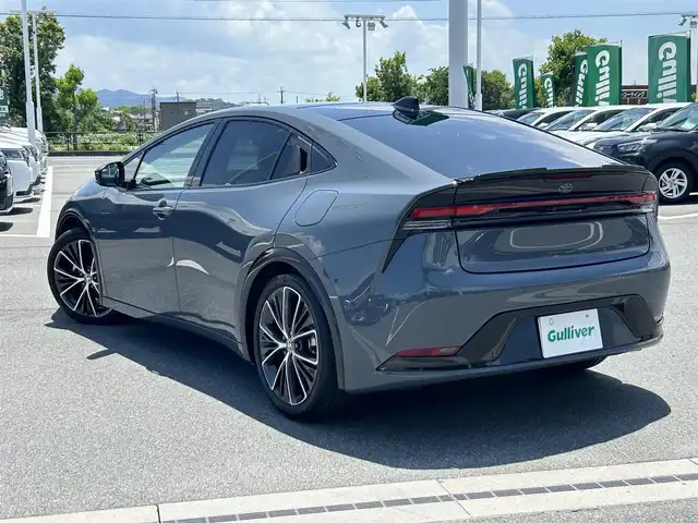 トヨタ プリウス Z 奈良県 2023(令5)年 4万km グレー ＧＲフロント/テールスポイラー　/１２，３型ナビ　/デジタルインナーミラー /パノラマルーフ /BSM /前席ベンチレーション /ワイヤレス充電 /ステアリングヒーター /ビルトインETC /AC100V