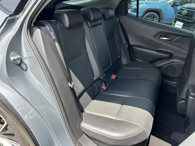 トヨタ プリウス Z 奈良県 2023(令5)年 4万km グレー ＧＲフロント/テールスポイラー　/１２，３型ナビ　/デジタルインナーミラー /パノラマルーフ /BSM /前席ベンチレーション /ワイヤレス充電 /ステアリングヒーター /ビルトインETC /AC100V