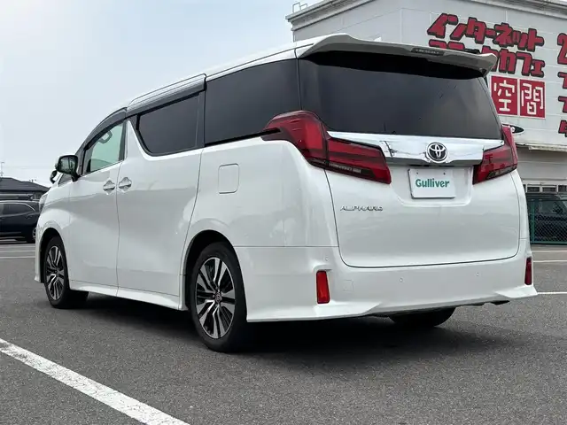 トヨタ アルファード S Cパッケージ 大分県 2021(令3)年 7万km ホワイトパールクリスタルシャイン ・純正ナビ(USB.BT)/・フルセグテレビ/・バックモニター/・AC100V/・両側パワースライドドア/・プリクラッシュセーフティ/・ブラインドスポットモニター/・コーナーセンサー/・ドライブレコーダー/・ETC/・ハンドルヒーター/・ステアリングリモコン/・オートハイビーム/・レザーシート/・パワーシート/・シートメモリー/・シートヒーター/・シートクーラー