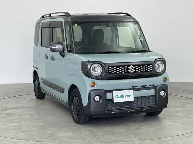 スズキ スペーシア ギア HYBRID XZ 愛知県 2020(令2)年 1.3万km オフブルーメタリック/ガンメタリック2トーンルーフ スズキセーフティサポート/　　・デュアルセンサーブレーキサポート/　　・後退時ブレーキサポート/　　・誤発進抑制機能/　　・車線逸脱抑制機能/　　・標識認識機能/ケンウッド製7インチナビ/　　CD/DVD/BT/フルセグ/バックカメラ/ステアリングリモコン/シートヒーター（前席）/両側パワースライドドア/ルーフレール/純正ホイールキャップ/純正LEDヘッドライト/フォグランプ/盗難防止機能