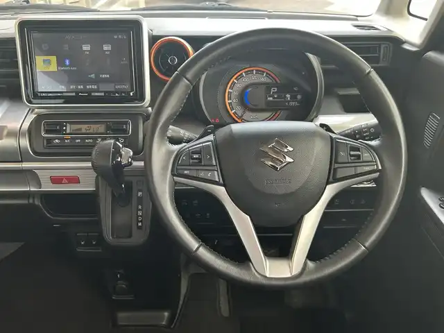 スズキ スペーシア ギア HYBRID XZターボ 福島県 2020(令2)年 4.2万km フェニックスレッドパール/ガンメタリック2トーンルーフ ４WD/純正ナビ/(CD/DVD/USB/BT/AM/FM)/両側パワースライドドア/全方位カメラ/LEDヘッドライト/衝突軽減ブレーキ/車線逸脱防止システム/クルーズコントロール/前席シートヒーター/ルーフレール/パドルシフト/ステアリングスイッチ/プッシュスタート/アイドリングストップ/ビルトインETC/リアサーキュレーター/純正フロアマット/純正ドアバイザー