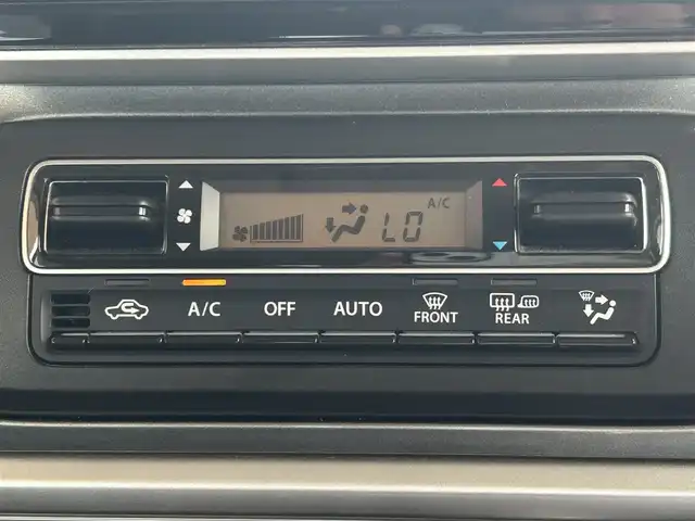 スズキ スペーシア ギア HYBRID XZターボ 福島県 2020(令2)年 4.2万km フェニックスレッドパール/ガンメタリック2トーンルーフ ４WD/純正ナビ/(CD/DVD/USB/BT/AM/FM)/両側パワースライドドア/全方位カメラ/LEDヘッドライト/衝突軽減ブレーキ/車線逸脱防止システム/クルーズコントロール/前席シートヒーター/ルーフレール/パドルシフト/ステアリングスイッチ/プッシュスタート/アイドリングストップ/ビルトインETC/リアサーキュレーター/純正フロアマット/純正ドアバイザー