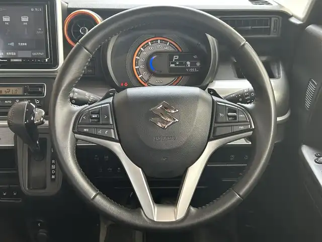 スズキ スペーシア ギア HYBRID XZターボ 福島県 2020(令2)年 4.2万km フェニックスレッドパール/ガンメタリック2トーンルーフ ４WD/純正ナビ/(CD/DVD/USB/BT/AM/FM)/両側パワースライドドア/全方位カメラ/LEDヘッドライト/衝突軽減ブレーキ/車線逸脱防止システム/クルーズコントロール/前席シートヒーター/ルーフレール/パドルシフト/ステアリングスイッチ/プッシュスタート/アイドリングストップ/ビルトインETC/リアサーキュレーター/純正フロアマット/純正ドアバイザー