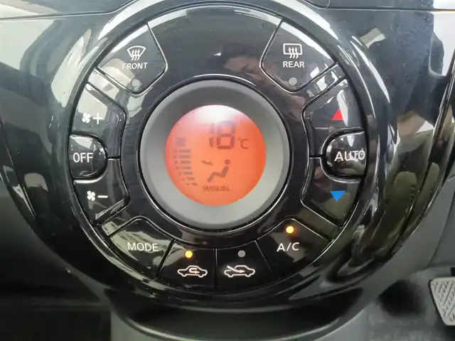 日産 ノート X 愛知県 2018(平30)年 5万km ブリリアントホワイトパール 純正7インチナビ/（Bluetooth/フルセグTV/DVD/CD/SD）/全方位カメラ/ETC/ドラレコ/純正フロアマット/オートライト/コーナーセンサー/スマートキー/プッシュスタート/ドアバイザー/電動格納ミラー/衝突軽減システム/クリアランスソナー