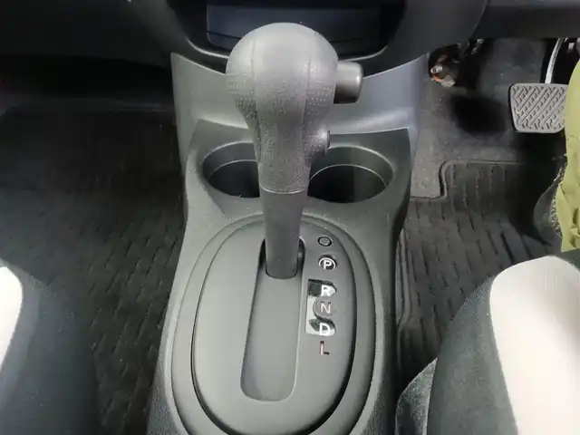 日産 ノート X 愛知県 2018(平30)年 5万km ブリリアントホワイトパール 純正7インチナビ/（Bluetooth/フルセグTV/DVD/CD/SD）/全方位カメラ/ETC/ドラレコ/純正フロアマット/オートライト/コーナーセンサー/スマートキー/プッシュスタート/ドアバイザー/電動格納ミラー/衝突軽減システム/クリアランスソナー