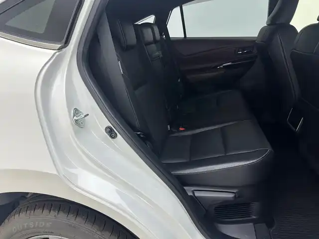 トヨタ ハリアー プレミアム メタル&レザーP 兵庫県 2018(平30)年 7.1万km ホワイトパールクリスタルシャイン アルパイン１０型メモリナビ（EX10Z）/（CD、DVD、SD、BT、フルセグ）/ドライブレコーダー/バックカメラ/コーナーセンサー/アイドリングストップ/レザーシート/パワーシート/シートヒーター/ベンチレーション/パワーバックドア/ACC/LDA/PCS/ビルトインETC/MODELLISTA（F.S.R）スポイラー/オートハイビーム/純正フロアマット/純正バイザー/純正１８インチAW