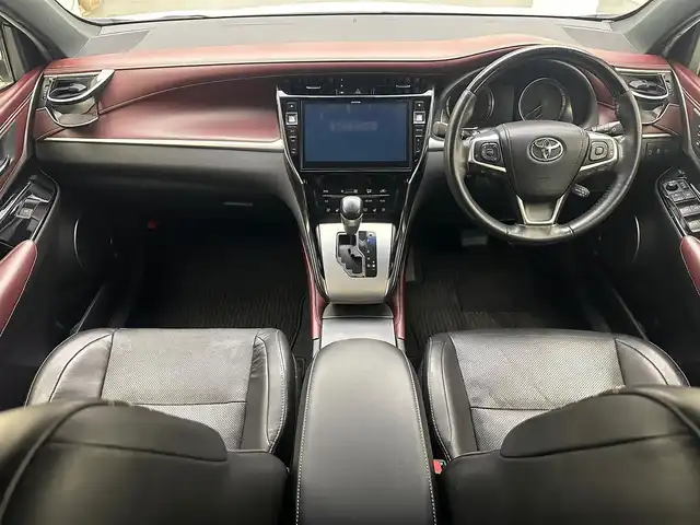 トヨタ ハリアー プレミアム メタル&レザーP 兵庫県 2018(平30)年 7.1万km ホワイトパールクリスタルシャイン アルパイン１０型メモリナビ（EX10Z）/（CD、DVD、SD、BT、フルセグ）/ドライブレコーダー/バックカメラ/コーナーセンサー/アイドリングストップ/レザーシート/パワーシート/シートヒーター/ベンチレーション/パワーバックドア/ACC/LDA/PCS/ビルトインETC/MODELLISTA（F.S.R）スポイラー/オートハイビーム/純正フロアマット/純正バイザー/純正１８インチAW