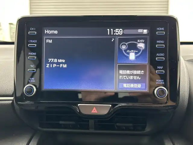 トヨタ ヤリスクロス ハイブリッド G 三重県 2021(令3)年 2.7万km センシュアルレッドマイカ 禁煙車/純正ディスプレイオーディオ　/パノラミックビューモニター　/セーフティセンス　/衝突被害軽減ブレーキ　/レーダークルーズコントロール　/ＬＴＡ　/ＢＳＭ　/RCTA/PKSB/RSA/AHB/LED/オートライト /前後クリアランスソナー　/ビルトインＥＴＣ２．０