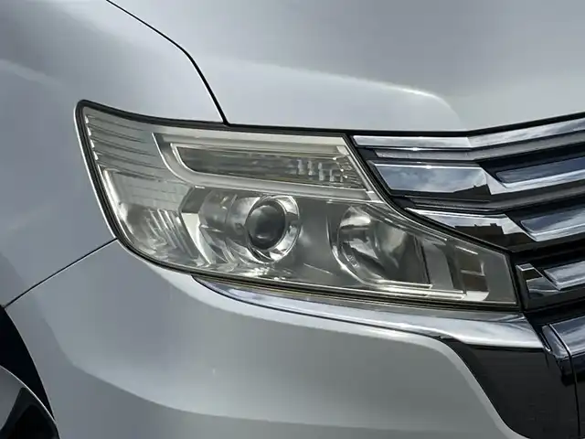 ホンダ ステップワゴン スパーダ S 佐賀県 2014(平26)年 11.3万km ホワイトオーキッドパール （株)IDOMが運営する【じしゃロン佐賀店】の自社ローン専用車両になります。/こちらは現金またはオートローンご利用時の価格です。自社ローンご希望の方は別途その旨お申付け下さい/８人乗り　/禁煙車　/両側電動ドア　/ＨＩＤ　/純正ナビ　/バックカメラ　　/ＥＴＣ