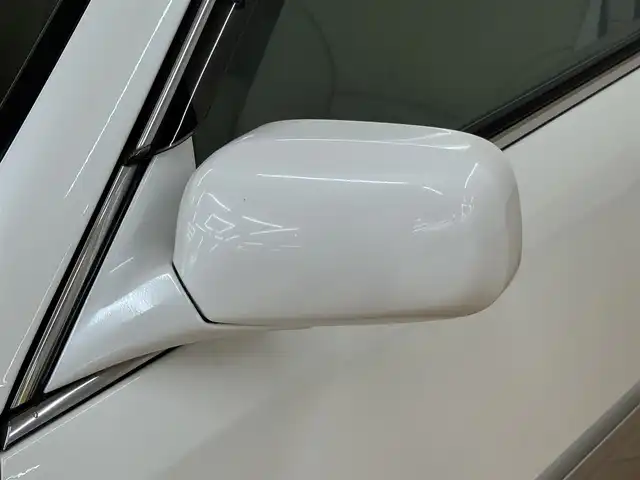 トヨタ クラウン エステート アスリート 群馬県 2005(平17)年 9.8万km ホワイトパールクリスタルシャイン/シルバーM ７インチワイドナビ/・AM/FM/CD/DVD/・SD/Bluetooth/・フルセグTV/USB/MSV/パドルシフト/ETC/純正フロアマット/純正ドアバイザー/キセノンヘッドライト/リモコンキー/シートカバー