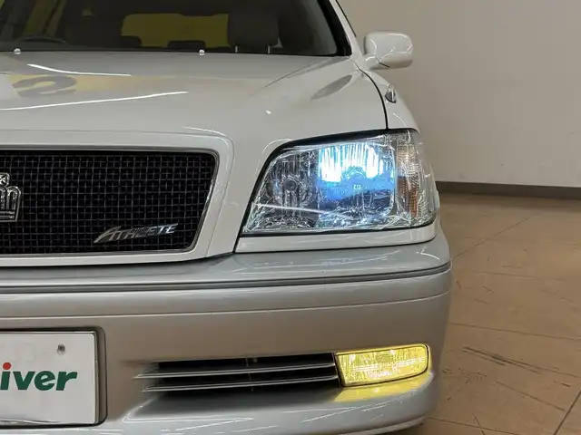 トヨタ クラウン エステート アスリート 群馬県 2005(平17)年 9.8万km ホワイトパールクリスタルシャイン/シルバーM ７インチワイドナビ/・AM/FM/CD/DVD/・SD/Bluetooth/・フルセグTV/USB/MSV/パドルシフト/ETC/純正フロアマット/純正ドアバイザー/キセノンヘッドライト/リモコンキー/シートカバー