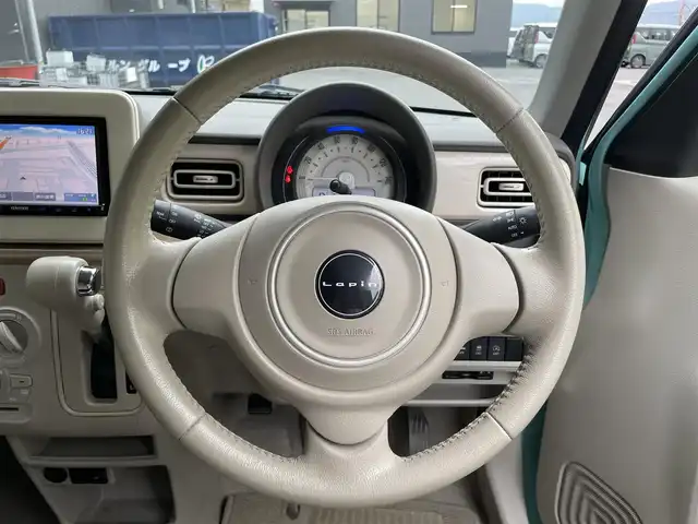 スズキ ラパン S 滋賀県 2017(平29)年 5.5万km フレンチミントパールメタリック 純正7インチナビ/【Bluetooth/CD/DVD/フルセグTV/USB】/衝突軽減ブレーキ/D席シートヒーター/HIDヘッドライト/オートライト/前方ドライブレコーダー/純正フロアマット/プッシュスタート/スマートキー/ABS/横滑り防止装置