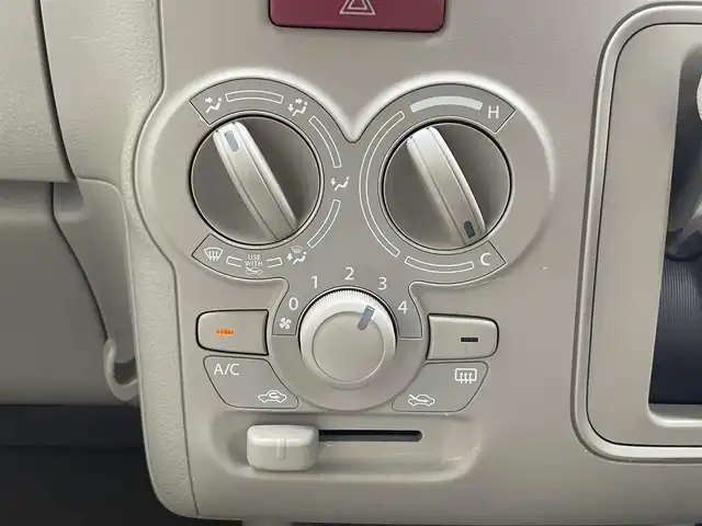 スズキ ラパン S 滋賀県 2017(平29)年 5.5万km フレンチミントパールメタリック 純正7インチナビ/【Bluetooth/CD/DVD/フルセグTV/USB】/衝突軽減ブレーキ/D席シートヒーター/HIDヘッドライト/オートライト/前方ドライブレコーダー/純正フロアマット/プッシュスタート/スマートキー/ABS/横滑り防止装置