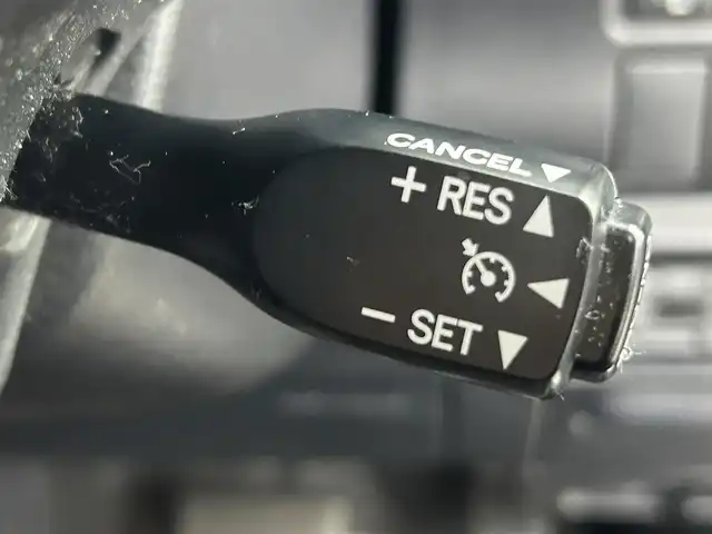 トヨタ ヴォクシー ZS 煌 道央・札幌 2017(平29)年 7.1万km ブラック ・4WD/・寒冷地仕様/・トヨタセーフティセンス/・衝突被害軽減ブレーキ/・レーンキープアシスト/・クルーズコントロール/・オートハイビーム/・先行車発進告知/・純正メモリナビ/・フルセグ/BT/CD/DVD/・バックカメラ/・フリップダウンモニター/・両側パワースライドドア/・ビルトインETC/・ドアロック連動ミラー/・アイドリングストップ/・スマートキー/・プッシュスタート