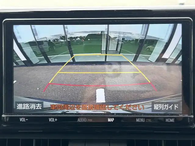 トヨタ ＲＡＶ４ ハイブリットG 和歌山県 2019(令1)年 13.1万km ホワイトパールクリスタルシャイン 純正9インチナビ/フルセグTV/(AM/FM/CD/Bluetooth)/バックカメラ/衝突軽減ブレーキ/横滑り防止機能/レーダークルコン/ブラインドスポットモニター/シートヒーター/ステアリングヒーター/パワーシート/ビルトインETC/前後ドラレコ/デジタルインナーミラー/ステアリングリモコン/シートメモリー/電動パーキング/オートホールド/LEDヘッドライト/フォグランプ