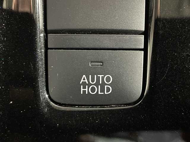 日産 セレナ e－パワー ハイウェイスター V 神奈川県 2020(令2)年 2.5万km サンライズオレンジ/ダイヤモンドブラック プロパイロット/純正10型ナビ/・BT/TV/CD/DVD/BD/SD/USB/アラウンドビューモニター/純正フリップダウンモニター/パーキングアシスト/ブラインドスポットモニター/オートホールド/両側電動スライドドア/ETC/革巻きステアリング/ステアリングリモコン/純正フロアマット/インテリジェントキー/スペアキー(1本)/プッシュスタート/LEDヘッドライト/オートライト/オートマチックハイビーム/フォグランプ/純正16インチアルミホイール/電動格納ミラー/ウィンカーミラー/ドアバイザー