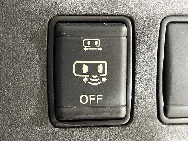 日産 セレナ e－パワー ハイウェイスター V 神奈川県 2020(令2)年 2.5万km サンライズオレンジ/ダイヤモンドブラック プロパイロット/純正10型ナビ/・BT/TV/CD/DVD/BD/SD/USB/アラウンドビューモニター/純正フリップダウンモニター/パーキングアシスト/ブラインドスポットモニター/オートホールド/両側電動スライドドア/ETC/革巻きステアリング/ステアリングリモコン/純正フロアマット/インテリジェントキー/スペアキー(1本)/プッシュスタート/LEDヘッドライト/オートライト/オートマチックハイビーム/フォグランプ/純正16インチアルミホイール/電動格納ミラー/ウィンカーミラー/ドアバイザー