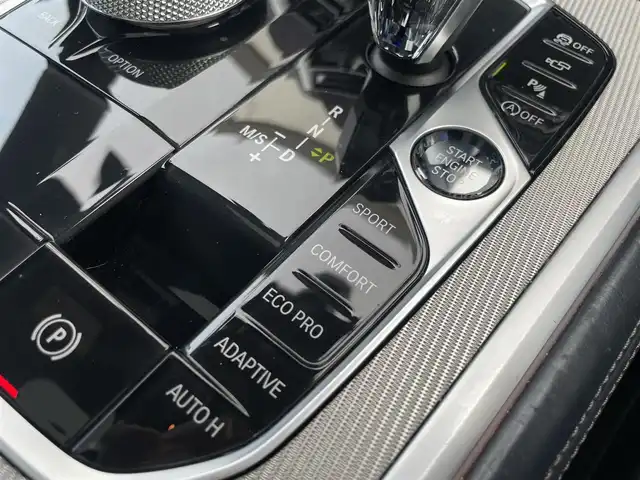 ＢＭＷ ８４０ｉ グランクーペ Mスポーツ 東京都 2020(令2)年 4万km 黒 パノラマルーフ/純正ナビ/360°カメラ/純正OP前後ドライブレコーダー/ミラー型ETC/ワイヤレス充電/クロレザーシート/全席シートヒーター/harman/kardonスピーカー/アダプティブクルーズコントロール/ブラインドスポットモニター/レーンキープアシスト/衝突被害軽減ブレーキ/インテリジェントセーフティ/パワーバックドア/スマートキー/プッシュスタート