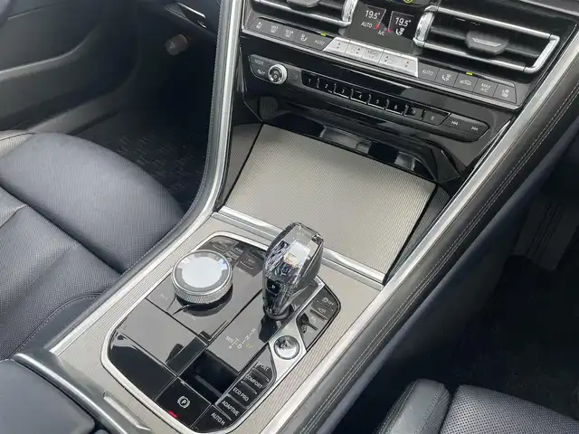 ＢＭＷ ８４０ｉ グランクーペ Mスポーツ 東京都 2020(令2)年 4万km 黒 パノラマルーフ/純正ナビ/360°カメラ/純正OP前後ドライブレコーダー/ミラー型ETC/ワイヤレス充電/クロレザーシート/全席シートヒーター/harman/kardonスピーカー/アダプティブクルーズコントロール/ブラインドスポットモニター/レーンキープアシスト/衝突被害軽減ブレーキ/インテリジェントセーフティ/パワーバックドア/スマートキー/プッシュスタート