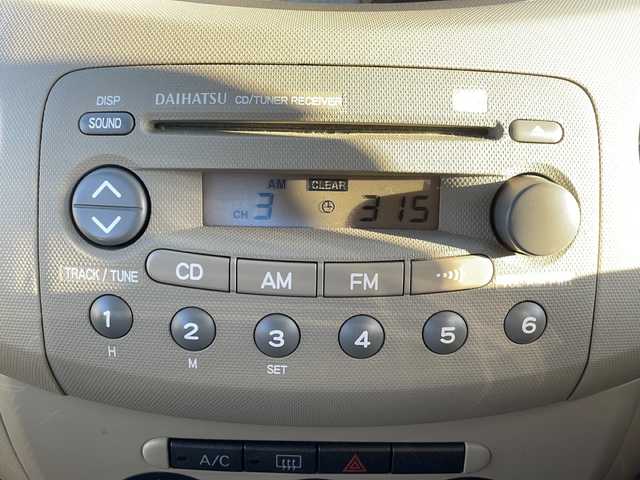 ダイハツ エッセ D 道東・釧路十勝 2007(平19)年 9.6万km ブラックマイカ 純正オーディオ　/ＣＤ再生　/社外１３インチアルミホイール　/社外フロアマット