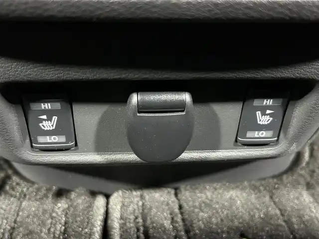 日産 セレナ e－パワー ハイウェイスター V 大阪府 2020(令2)年 2.5万km ブリリアントホワイトパール 2トーン プロパイロット　デジタルインナーミラー　純正大型ナビＴＶ　後席モニター　全方位カメラ　両側パワスラ　衝突軽減　ＥＴＣ　ドラレコ　ＢＳＭ　レーンアシスト　オートハイビーム　ＬＥＤヘッドライト　スマートキー