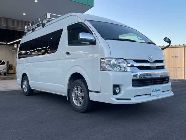 トヨタ ハイエース グランドキャビン 愛知県 2018(平30)年 3.4万km ホワイトパールクリスタルシャイン ワンオーナー/モデリスタエアロ/純正メモリナビ・フルセグTV/CD・DVD・Bluetooth/バックカメラ/パワースライドドア/モデリスタエアロ/純正LEDヘッドライト/純正ビルトインETC/Wエアバッグ/AC100Vコンセント電源/プリクラッシュセーフティ/ルーフキャリア