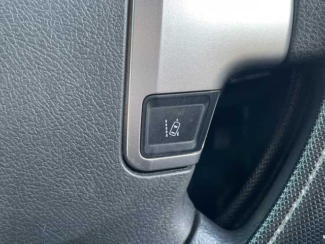 トヨタ ハイエース グランドキャビン 愛知県 2018(平30)年 3.4万km ホワイトパールクリスタルシャイン ワンオーナー/モデリスタエアロ/純正メモリナビ・フルセグTV/CD・DVD・Bluetooth/バックカメラ/パワースライドドア/モデリスタエアロ/純正LEDヘッドライト/純正ビルトインETC/Wエアバッグ/AC100Vコンセント電源/プリクラッシュセーフティ/ルーフキャリア