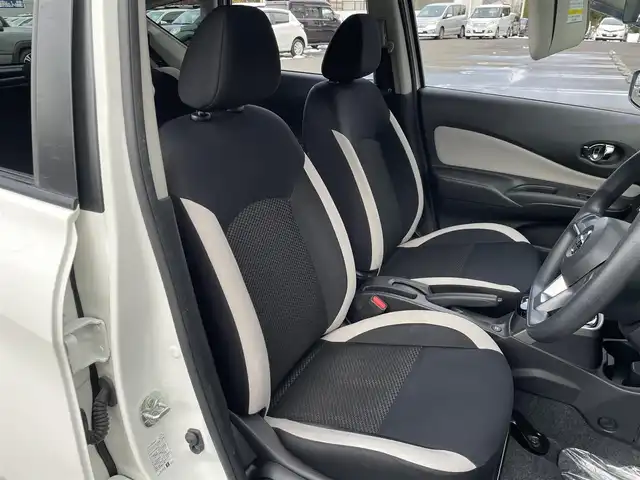 日産 ノート e－パワー X FOUR 道央・札幌 2020(令2)年 7.8万km ホワイト ・４WD/・衝突軽減ブレーキ/・全方位カメラ/・デジタルインナーミラー/・バックカメラ/・社外オーディオ/　CD＆AUX＆ラジオ/・コーナーセンサー/・レーンキープアシスト/・フロントカメラ/・サイドカメラ/・オートエアコン/・オートライト/・ETC/・プッシュスタート/・スマートキー/・電動格納ミラー/・ドアバイザー/・ウィンカーミラー/・フォグライト/・スペアキー