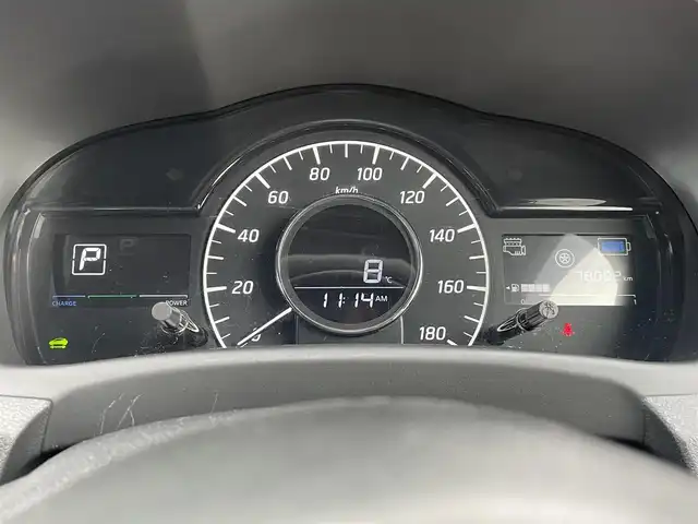 日産 ノート e－パワー X FOUR 道央・札幌 2020(令2)年 7.8万km ホワイト ・４WD/・衝突軽減ブレーキ/・全方位カメラ/・デジタルインナーミラー/・バックカメラ/・社外オーディオ/　CD＆AUX＆ラジオ/・コーナーセンサー/・レーンキープアシスト/・フロントカメラ/・サイドカメラ/・オートエアコン/・オートライト/・ETC/・プッシュスタート/・スマートキー/・電動格納ミラー/・ドアバイザー/・ウィンカーミラー/・フォグライト/・スペアキー