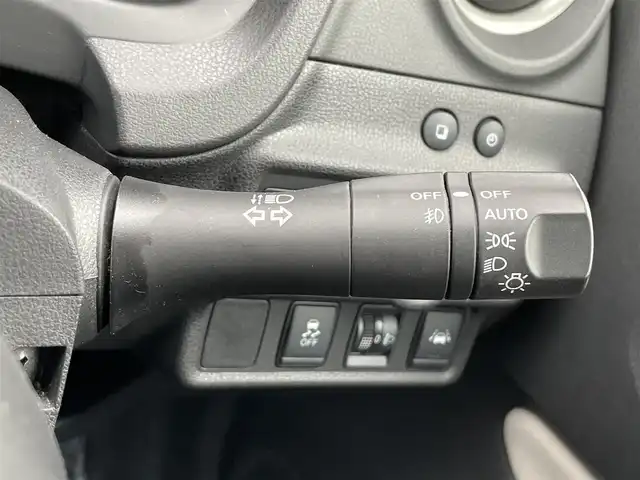 日産 ノート e－パワー X FOUR 道央・札幌 2020(令2)年 7.8万km ホワイト ・４WD/・衝突軽減ブレーキ/・全方位カメラ/・デジタルインナーミラー/・バックカメラ/・社外オーディオ/　CD＆AUX＆ラジオ/・コーナーセンサー/・レーンキープアシスト/・フロントカメラ/・サイドカメラ/・オートエアコン/・オートライト/・ETC/・プッシュスタート/・スマートキー/・電動格納ミラー/・ドアバイザー/・ウィンカーミラー/・フォグライト/・スペアキー