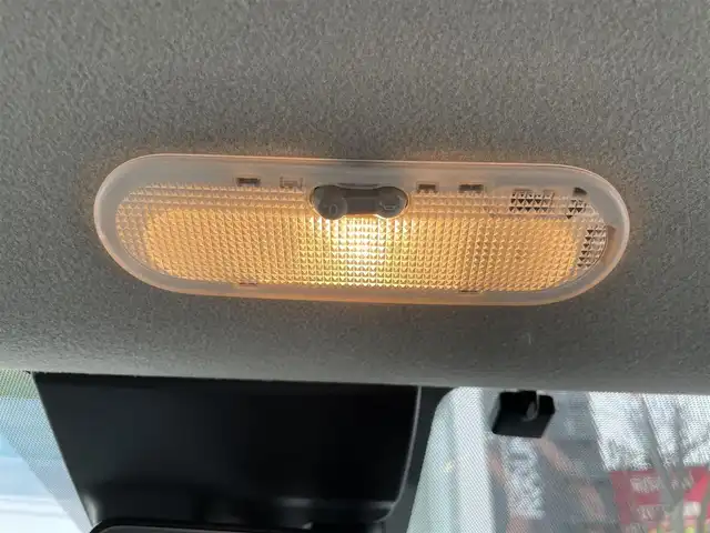 日産 ノート e－パワー X FOUR 道央・札幌 2020(令2)年 7.8万km ホワイト ・４WD/・衝突軽減ブレーキ/・全方位カメラ/・デジタルインナーミラー/・バックカメラ/・社外オーディオ/　CD＆AUX＆ラジオ/・コーナーセンサー/・レーンキープアシスト/・フロントカメラ/・サイドカメラ/・オートエアコン/・オートライト/・ETC/・プッシュスタート/・スマートキー/・電動格納ミラー/・ドアバイザー/・ウィンカーミラー/・フォグライト/・スペアキー