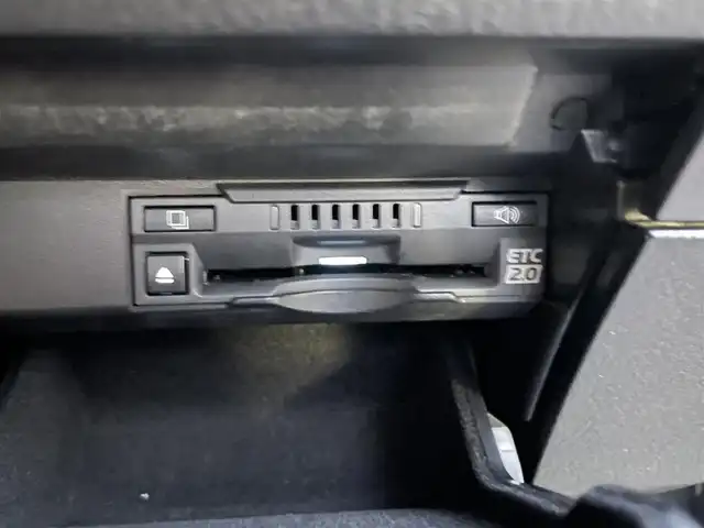 レクサス ＲＸ 300 Fスポーツ 滋賀県 2020(令2)年 5.8万km グラファイトブラックガラスフレーク 純正12.3インチナビ/【Bluetooth/CD/DVD/Blu-ray/フルセグTV】/赤レザーシート/全方位カメラ/追従クルーズコントロール/ブラインドスポットモニター/レーンディパーチャーアラート/衝突軽減ブレーキ/三眼LEDヘッドライト/オートマチックハイビーム/D/Nパワーシート/D/Nシートヒーター/D/Nシートベンチレーション/パワーバックドア/ビルトインETC2.0/ヘッドアップディスプレイ/ステアリングヒーター/電動パーキングブレーキ/オートブレーキホールド/シートポジションメモリ/プッシュスタート/スマートキー/ステアリングリモコン