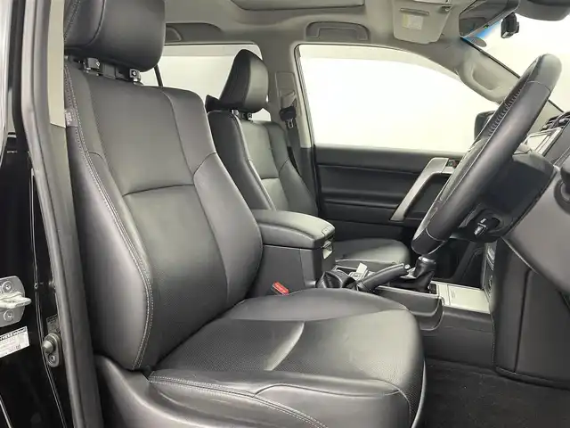 トヨタ ランドクルーザー プラド TX Lパッケージ マットブラED 熊本県 2023(令5)年 4.3万km ブラック サンルーフ/社外9型ナビ/・フルセグTV/CD/DVD/SD/BT/後席モニター/トヨタセーフティセンス/・プリクラッシュセーフティ/・レーンディパーチャアラート/・ロードサインアシスト/・クリアランスソナー/・先行車発進知らせ/レーダークルーズコントロール/オートマチックハイビーム/黒革シート/・D/Nパワーシート/・D/Nシートヒーター/・D/Nシートクーラー/前後ドライブレコーダー/ビルトインETC/オートライト/LEDヘッドライト/フォグランプ/ルーフレール