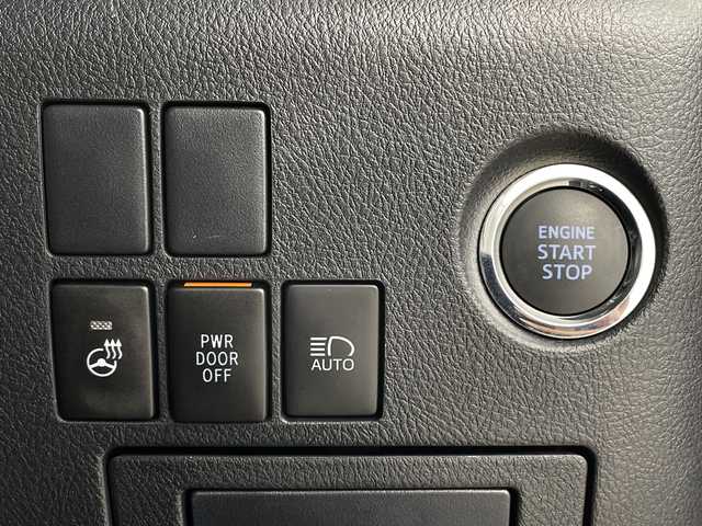 トヨタ アルファード S Cパッケージ 鹿児島県 2019(令1)年 1.5万km ホワイトパールクリスタルシャイン 社外9インチナビ/（AM/FM/CD/DVD/Bluetooth/フルセグ）/フリップダウンモニター/ツインムーンルーフ/モデリスタエアロ/デジタルインナーミラー/ETC/トヨタセーフティセンス/・プリクラッシュセーフティ/・レーントレーシングアシスト/・レーダークルーズコントロール/・ロードサインアシスト/・リアクロストラフィックアラート/・インテリジェントクリアランスソナー/・先行車発進お知らせ機能/両側パワースライドドア/パワーバックドア/電格ウィンカーミラー/オートブレーキホールド/レザーシート/シートヒーター/シートベンチレーション/フロアマット/純正18インチAW/オートライト