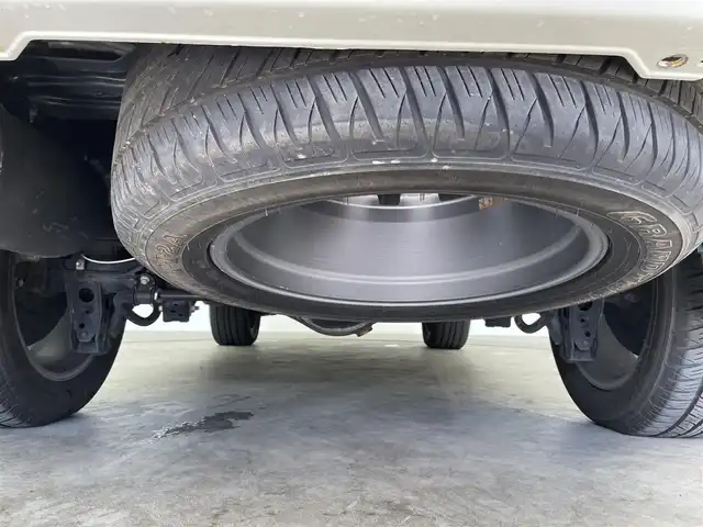 トヨタ ランドクルーザー ZX 千葉県 2018(平30)年 4万km ホワイトパールクリスタルシャイン 禁煙車/メーカーナビ/・CD/DVD/BD/BT/フルセグ/AUX/プレミアムサウンドシステム/プリクラッシュセーフティ/レーンディパーチャーアラート/ブラインドスポットモニター/サンルーフ/レザーシート/前後席シートヒーター/前席シートベンチレーション/クールBOX/Fモデリスタエアロ/コーナーセンサー/ステアリングヒーター/電動リヤゲート/AC100V電源/LEDヘッドライト/オートハイビーム/ビルトインETC/ワイヤレス充電/センターデフロック/純正20インチアルミホイール