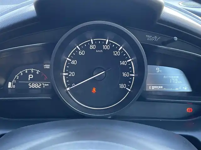 マツダ マツダ２ 15C 滋賀県 2020(令2)年 5.9万km アークティックホワイト 純正ナビ/USB/Bluetooth/AUX/バックカメラ/ETC/アイドリングストップ/プッシュスタート/スマートキー/フロアマット/LEDヘッドライト/衝突軽減ブレーキ/オートハイビーム/コーナーセンサー