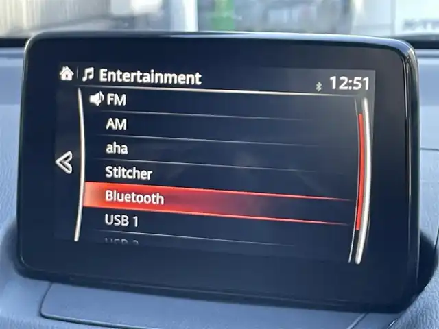 マツダ マツダ２ 15C 滋賀県 2020(令2)年 5.9万km アークティックホワイト 純正ナビ/USB/Bluetooth/AUX/バックカメラ/ETC/アイドリングストップ/プッシュスタート/スマートキー/フロアマット/LEDヘッドライト/衝突軽減ブレーキ/オートハイビーム/コーナーセンサー