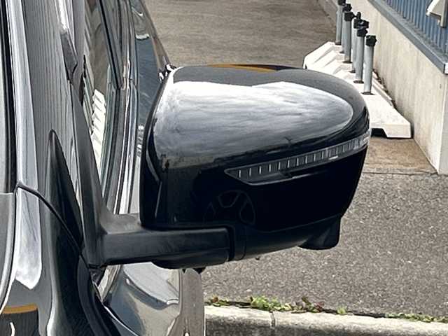 日産 エクストレイル ハイブリッド 20Xi 山形県 2021(令3)年 7.5万km ダイヤモンドブラック ４WD/純正9インチSDナビ/フルセグTV/AM/FM/AUX//DVD/Blu-ray再生/Bluetooth接続/プロパイロット/アラウンドビューモニター/バックカメラ/サイドカメラ/フロントカメラ/衝突軽減ブレーキ/コーナーセンサー/横滑り防止装置/デジタルインナーミラー/パワーバックドア/ルーフレール/スタッドレスタイヤ積載/LEDヘッドライト/オートライト/オートマチックハイビーム/レザーシート/シートヒーター/ETC車載器/純正フロアマット/純正ドアバイザー/17インチ純正AW