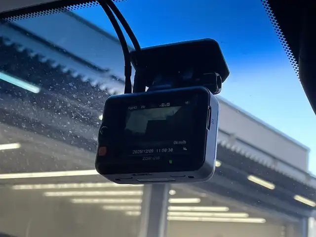 トヨタ クラウン ハイブリッド アスリートSJ-フロンティアLTD 滋賀県 2018(平30)年 3.2万km ホワイトパールクリスタルシャイン 純正8型ナビ/【Bluetooth/CD/DVD/USB/フルセグ】/社外エアロ/社外ガナドール4本だしマフラー/ハーフレザーシート/パワーシート/シートヒーター/ステアリングヒーター/純正１８AW/LEDヘッドライト/追従クルーズコントロール/前後ソナー/ビルトインETC/前後ドライブレコーダー/バックカメラ/スマートキー