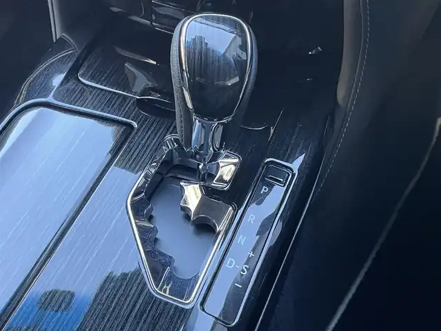 トヨタ クラウン ハイブリッド アスリートSJ-フロンティアLTD 滋賀県 2018(平30)年 3.2万km ホワイトパールクリスタルシャイン 純正8型ナビ/【Bluetooth/CD/DVD/USB/フルセグ】/社外エアロ/社外ガナドール4本だしマフラー/ハーフレザーシート/パワーシート/シートヒーター/ステアリングヒーター/純正１８AW/LEDヘッドライト/追従クルーズコントロール/前後ソナー/ビルトインETC/前後ドライブレコーダー/バックカメラ/スマートキー