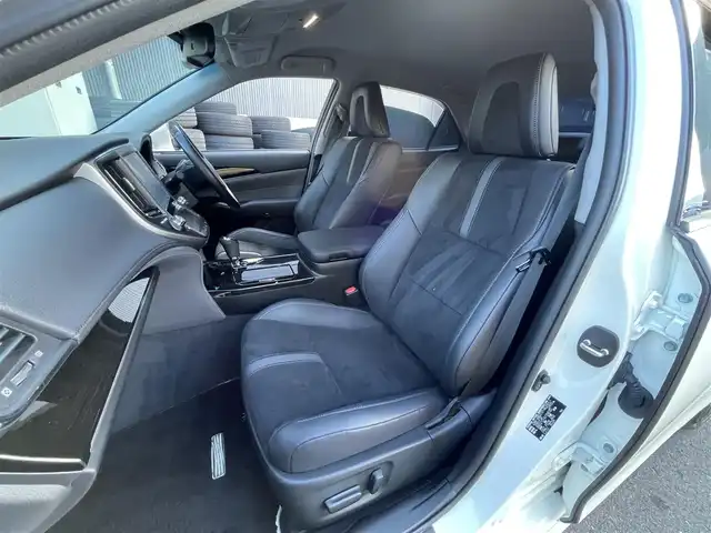 トヨタ クラウン ハイブリッド アスリートSJ-フロンティアLTD 滋賀県 2018(平30)年 3.2万km ホワイトパールクリスタルシャイン 純正8型ナビ/【Bluetooth/CD/DVD/USB/フルセグ】/社外エアロ/社外ガナドール4本だしマフラー/ハーフレザーシート/パワーシート/シートヒーター/ステアリングヒーター/純正１８AW/LEDヘッドライト/追従クルーズコントロール/前後ソナー/ビルトインETC/前後ドライブレコーダー/バックカメラ/スマートキー