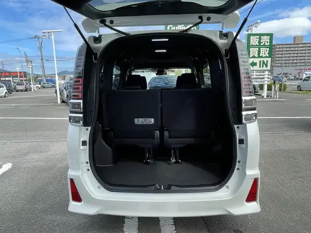 車両画像10