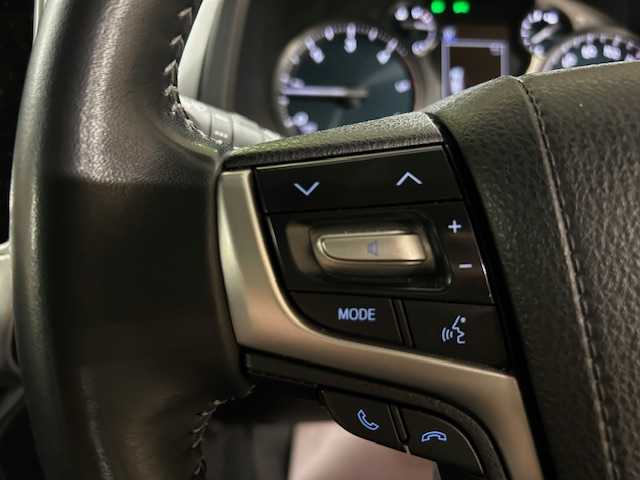 トヨタ ランドクルーザー プラド TX Lパッケージ ブラックED 道央・札幌 2020(令2)年 6.5万km ホワイトパールクリスタルシャイン 【2503052113】/トヨタセーフティセンス/黒革レザーシート/純正ナビ/フルセグＴＶ/Ｂｌｕｅｔｏｏｔｈ/バックカメラ/レーダークルーズコントロール/前後ドライブレコーダー/純正１８インチアルミホイール/前席パワーシート/前席エアシート/ＬＥＤヘッドライト/ルーフレール/ビルトインＥＴＣ/レーン逸脱防止