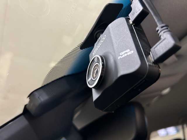 トヨタ ランドクルーザー プラド TX Lパッケージ ブラックED 道央・札幌 2020(令2)年 6.5万km ホワイトパールクリスタルシャイン 【2503052113】/トヨタセーフティセンス/黒革レザーシート/純正ナビ/フルセグＴＶ/Ｂｌｕｅｔｏｏｔｈ/バックカメラ/レーダークルーズコントロール/前後ドライブレコーダー/純正１８インチアルミホイール/前席パワーシート/前席エアシート/ＬＥＤヘッドライト/ルーフレール/ビルトインＥＴＣ/レーン逸脱防止