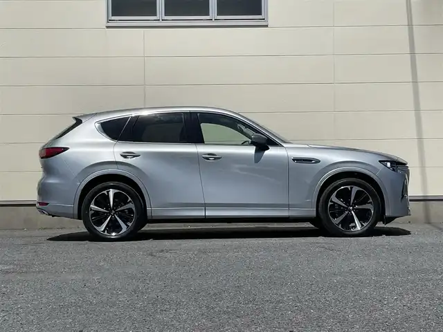 マツダ ＣＸ－６０ XD HV エクスクルーシブモダン 茨城県 2022(令4)年 1.4万km ソニックシルバーM 純正ナビ/革巻きステアリング/全方位カメラ/レーダークルーズコントロール/ヘッドアップディスプレイ/BSM/ホワイトレザーシート/パワーバックドア/メモリーパワーシート/前後シートヒーター/ベンチレーション/ステアリングヒーター/オートハイビーム/オートワイパー/HDMI/ETC/LEDヘッドライト