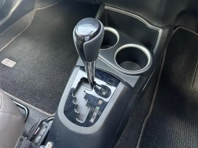 トヨタ アクア クロスオーバー グラム 千葉県 2018(平30)年 3.5万km オリーブマイカM トヨタセーフティセンス/衝突軽減ブレーキ/レーンキープアシスト/オートハイビーム/社外SDナビ/ワンセグTV/バックカメラ/コーナーセンサー/スマートキー
