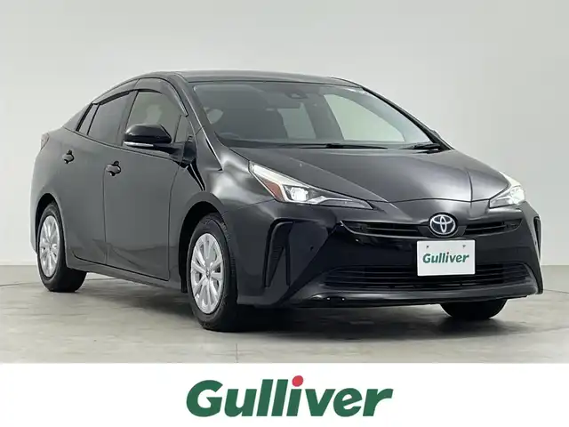 トヨタ プリウス SセーフティプラスⅡ 千葉県 2022(令4)年 4.6万km アティチュードブラックマイカ 禁煙車/トヨタセーフティーセンス/・プリクラッシュセーフティー（衝突回避支援機能）/・レーンポジショニングシスト/・レーンデパーチャーアラート（車線逸脱警報）/・オートハイビーム/・レーダークルーズコントロール/純正8型ディスプレイオーディオ/FM/AM/USB/Bluetooth/バックカメラ/LEDヘッドライト/コーナーセンサー前後/純正１５インチアルミ/ビルトインETC/純正フロアマット/スマートキー/プッシュスタート/スペアキー/取説