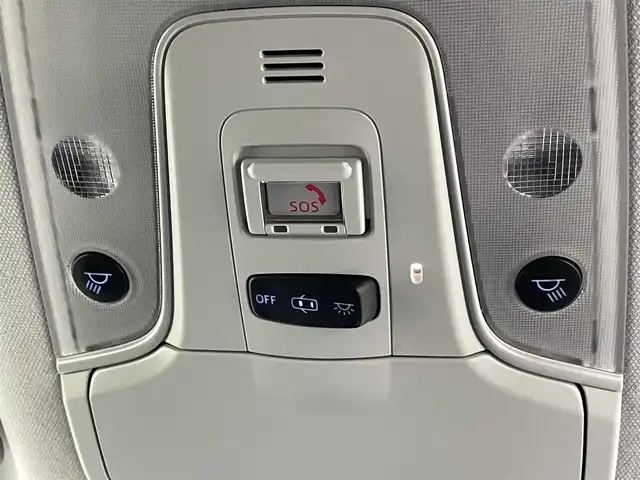 トヨタ プリウス SセーフティプラスⅡ 千葉県 2022(令4)年 4.6万km アティチュードブラックマイカ 禁煙車/トヨタセーフティーセンス/・プリクラッシュセーフティー（衝突回避支援機能）/・レーンポジショニングシスト/・レーンデパーチャーアラート（車線逸脱警報）/・オートハイビーム/・レーダークルーズコントロール/純正8型ディスプレイオーディオ/FM/AM/USB/Bluetooth/バックカメラ/LEDヘッドライト/コーナーセンサー前後/純正１５インチアルミ/ビルトインETC/純正フロアマット/スマートキー/プッシュスタート/スペアキー/取説